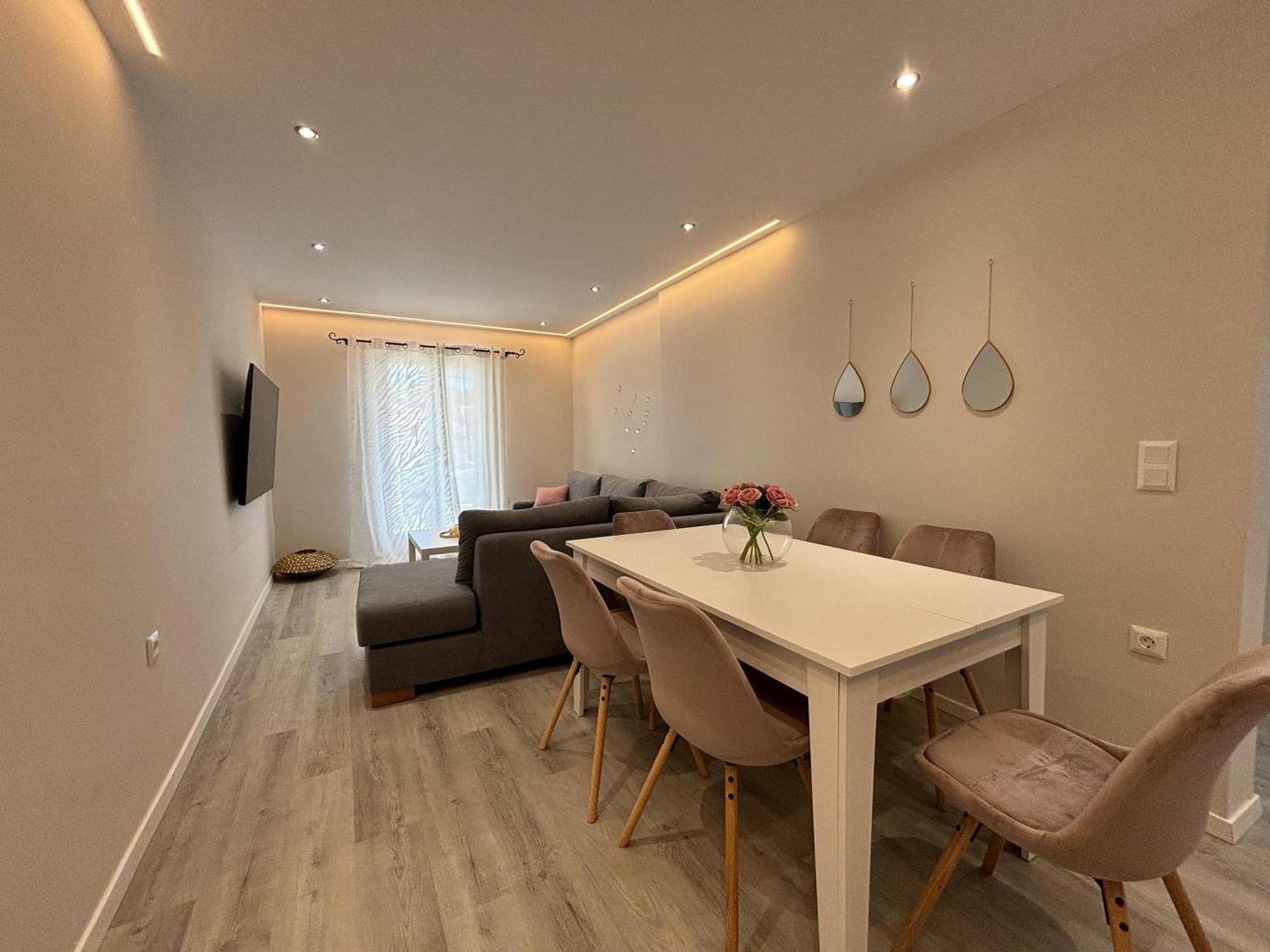 Mayflower Apartments Kassiopi Dış mekan fotoğraf