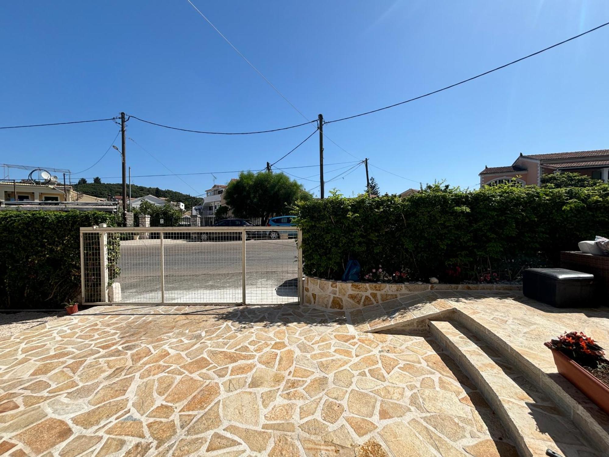 Mayflower Apartments Kassiopi Dış mekan fotoğraf