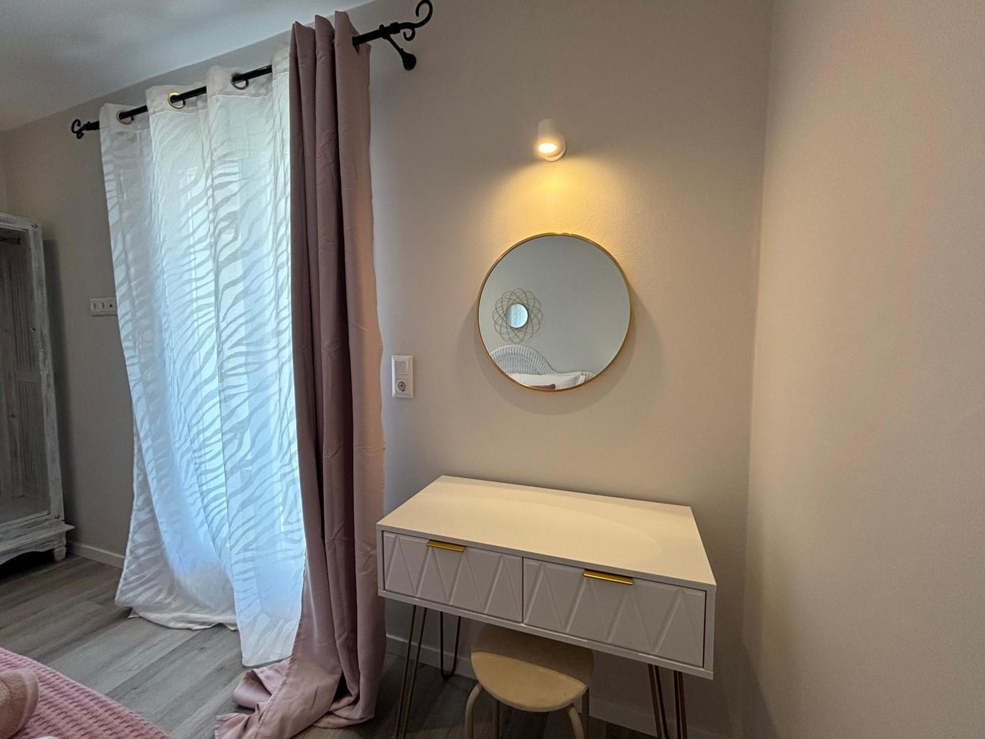 Mayflower Apartments Kassiopi Dış mekan fotoğraf