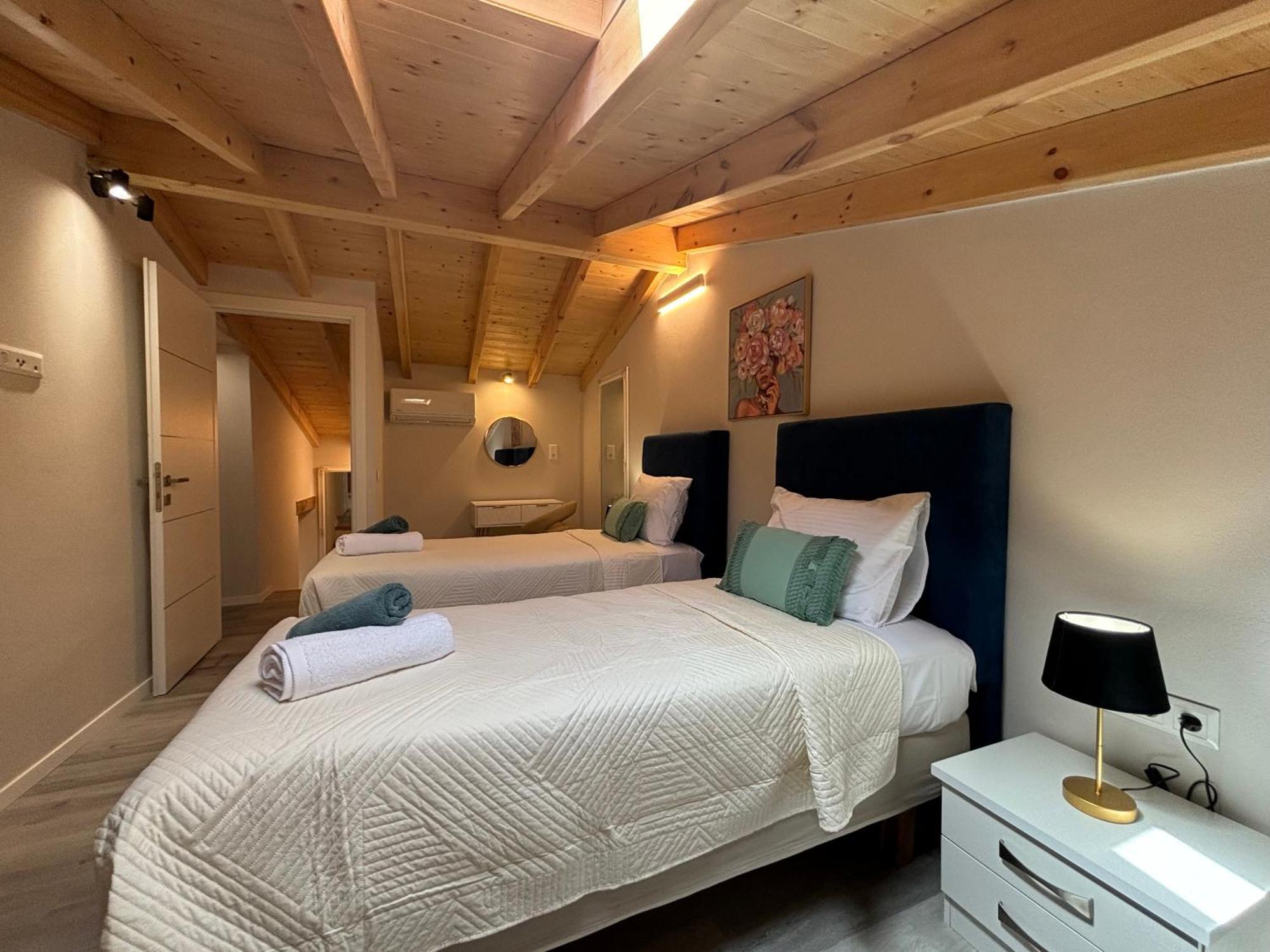 Mayflower Apartments Kassiopi Dış mekan fotoğraf