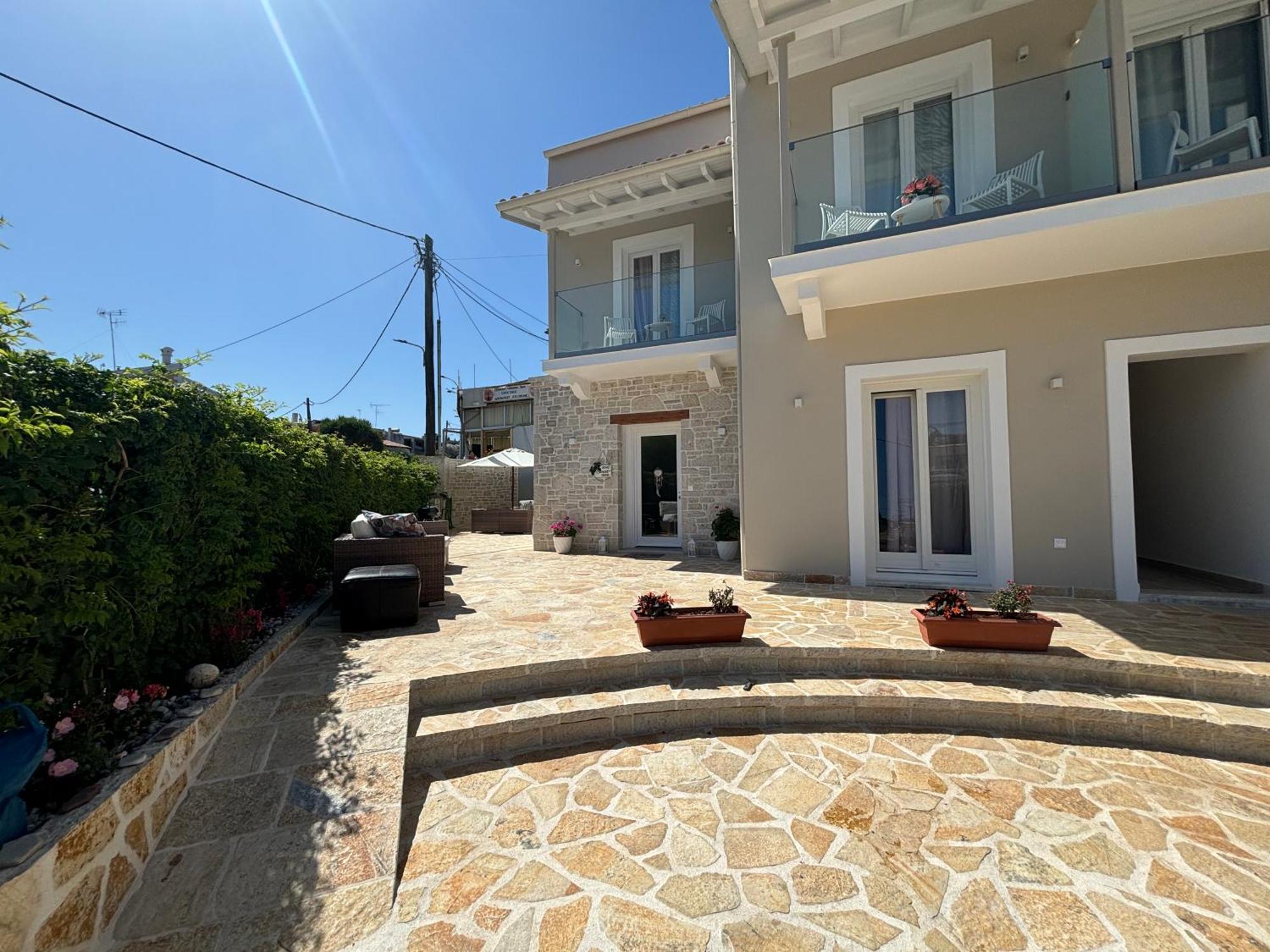 Mayflower Apartments Kassiopi Dış mekan fotoğraf